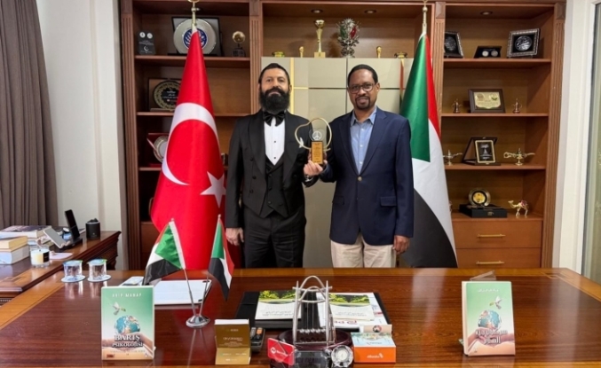 Akif Manaf’a “Sudan-Türkiye Barış Ödülü” Verildi